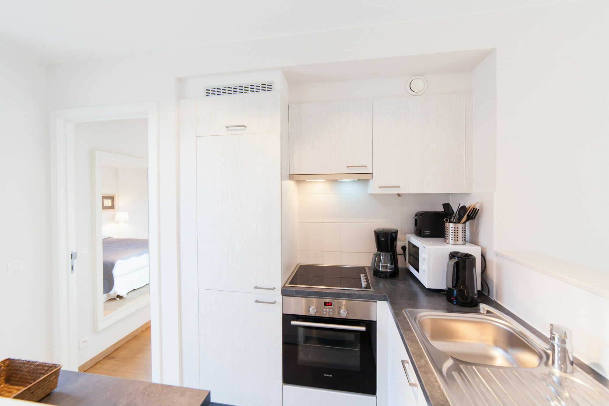 Sweet Inn Apartments - Place Flagey Брюссель Экстерьер фото